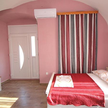 Studio Apartman Maro Apartman Zengg Kültér fotó
